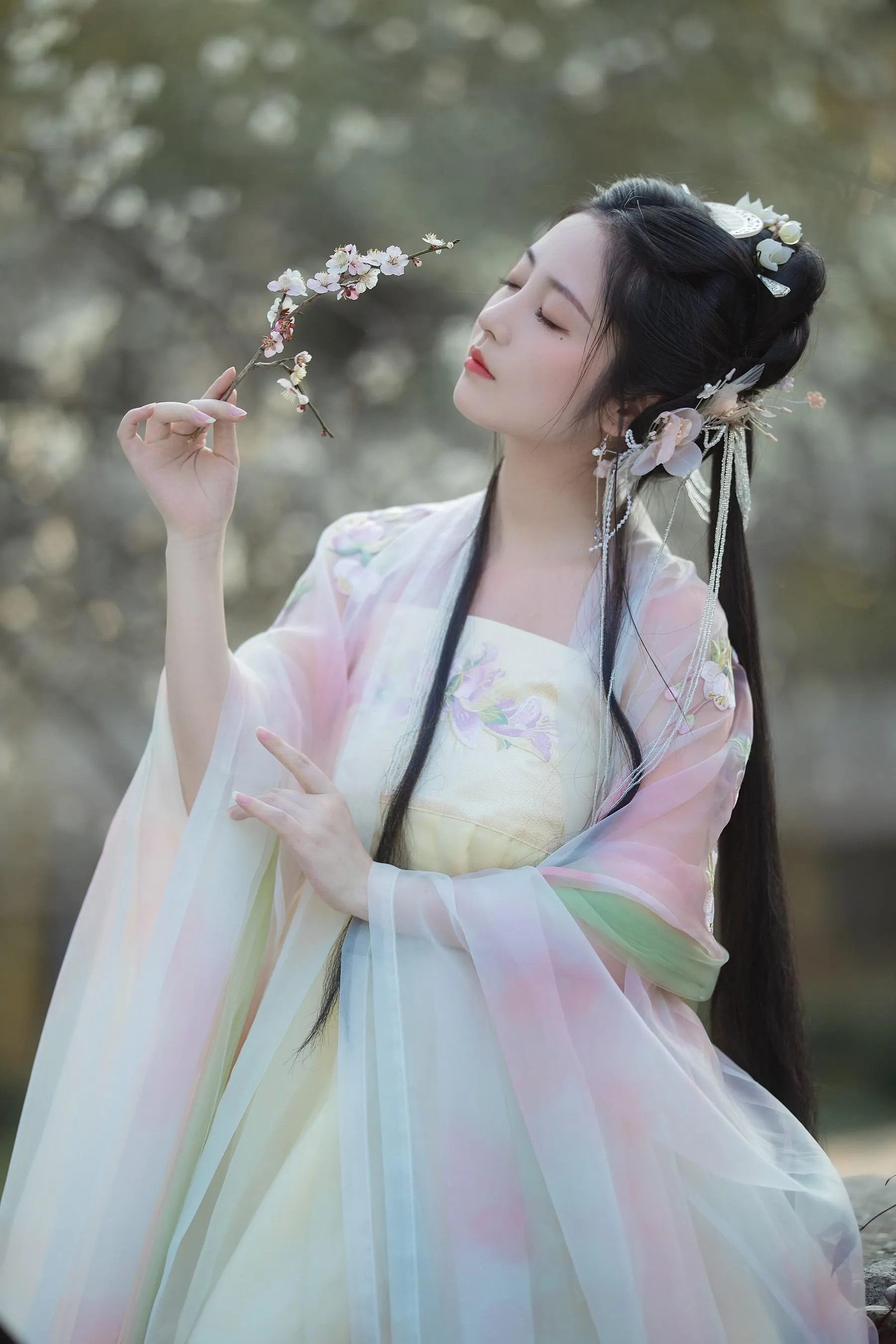 [艺图语] 2022.06.04 暗香 小温暖想要个大太阳 [22P]插图